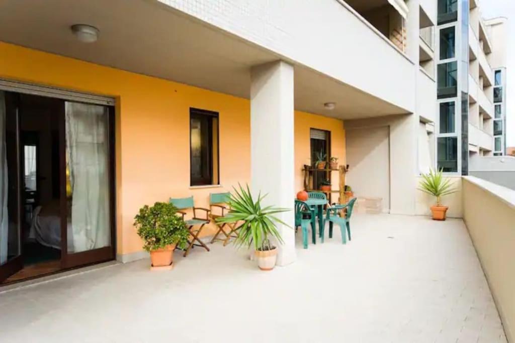 Casa Alpi 44 - Two Bedroom Flat With Huge Balcony Pescara Exteriér fotografie